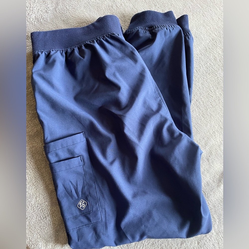 Butter Soft Easy Stretch Scrub Set - image 2